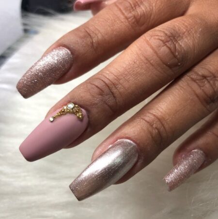 28-ideias-de-unha-decorada-rose-gold