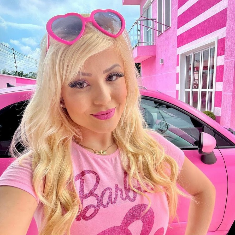 Ideias de Look da Barbie Adulto