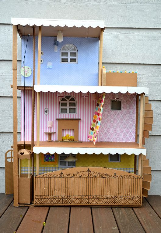 Casinha De Papelao