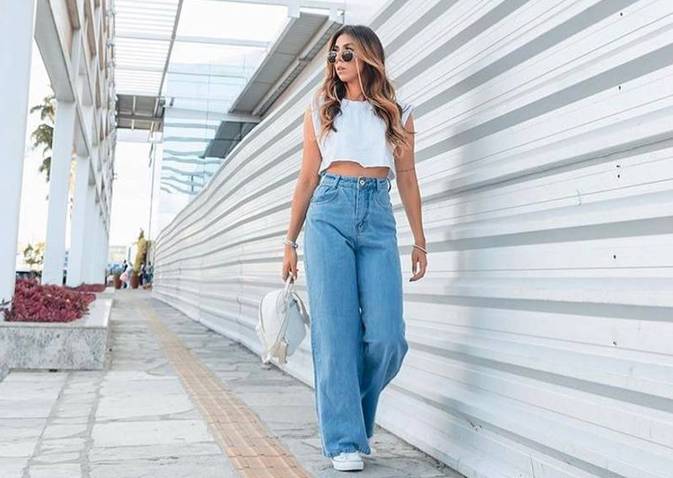 Look com Calca Wide Leg Feminina