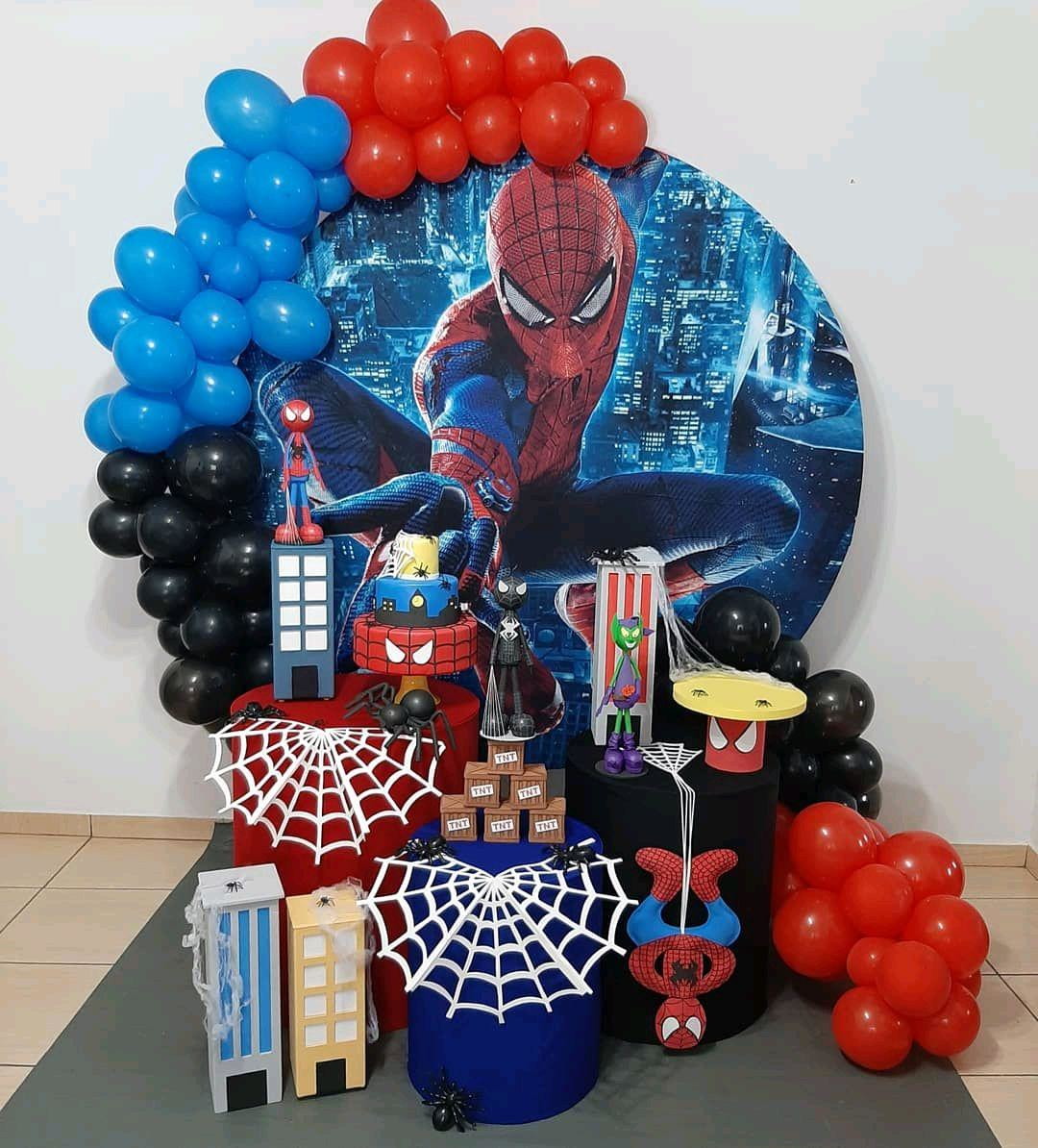 Modelos de Decoracao Do Homem Aranha Simples