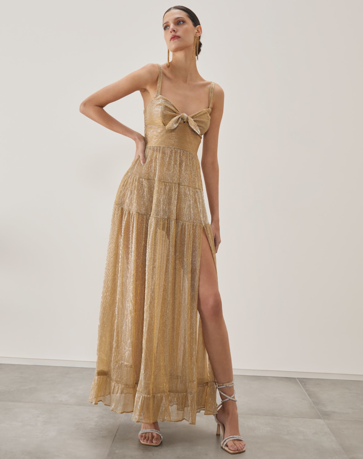 Look de Ano Novo Dourado Feminino