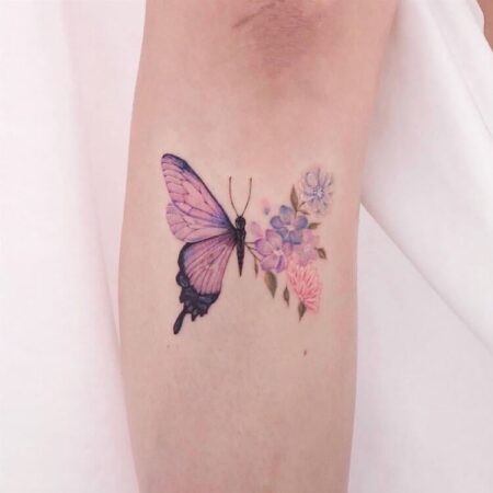tatuagem-feminina-de-borboleta