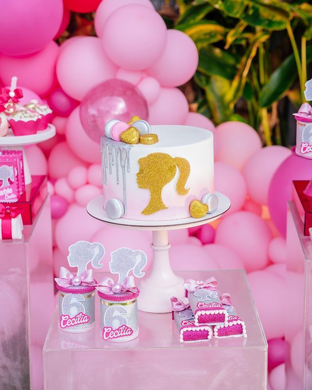 Decoração de festa da barbie