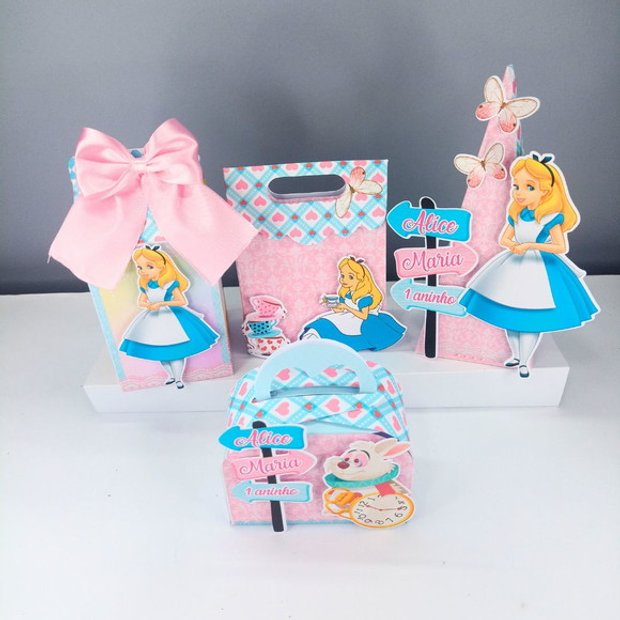 lembrancinha-alice-no-pais-das-maravilhas
