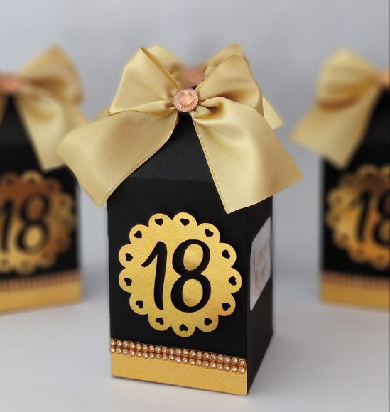Lembrancinha Para 18 Anos