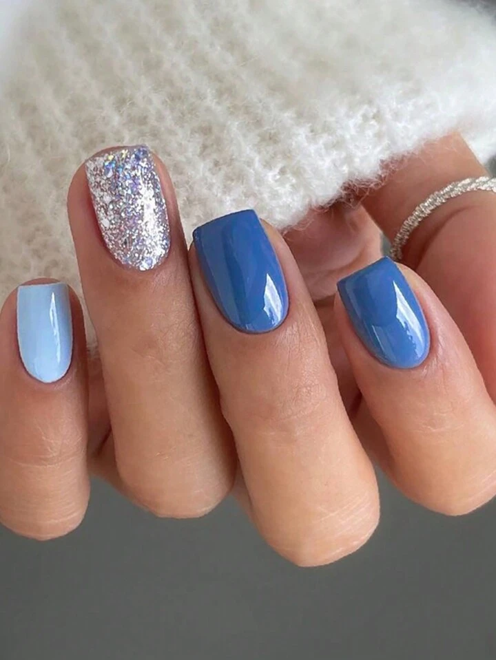 unha-com-glitter-azul