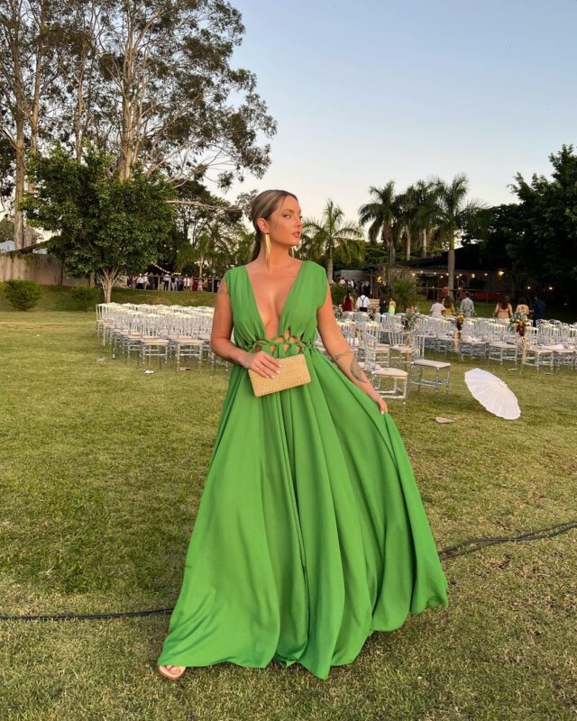 look-para-casamento-na-praia-convidada-feminino