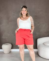 looks-com-shorts-vermelho-feminino