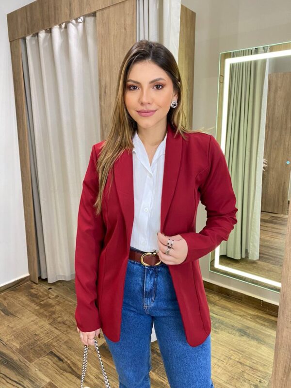 look-blazer-vermelho-feminino