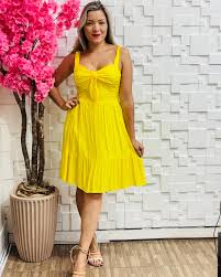 look-amarelo-feminino