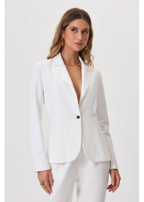 look-com-blazer-off-white-feminino
