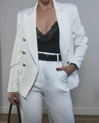 look-com-blazer-off-white-feminino