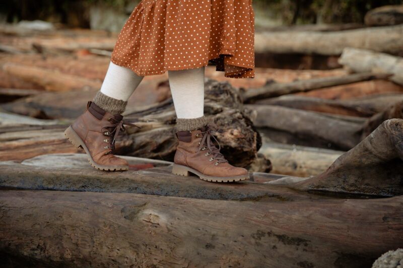 look-bota-marrom-feminino