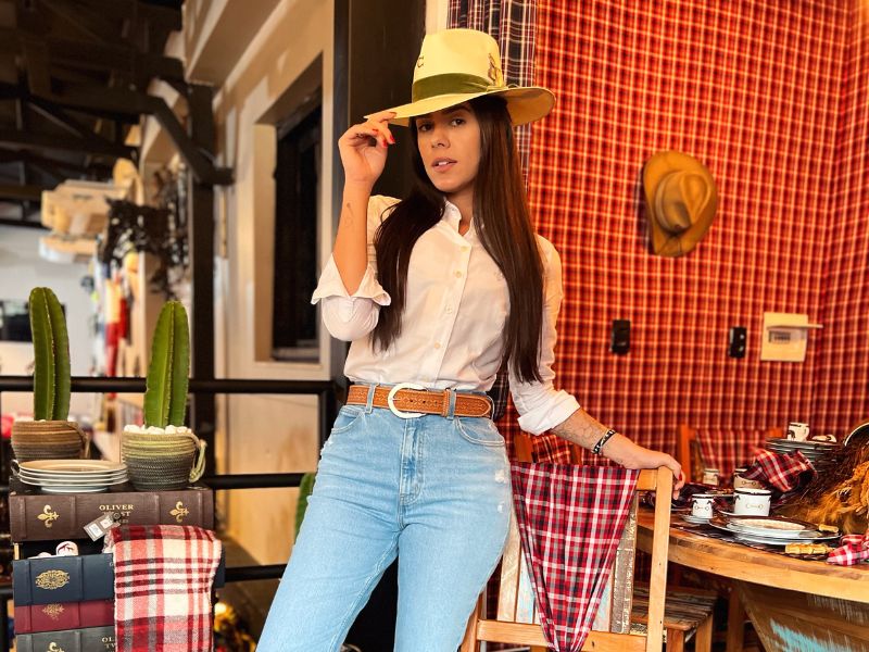 look-com-cinto-feminino