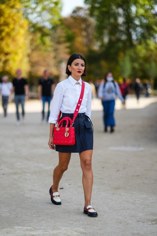 look-com-bolsa-branca-feminino
