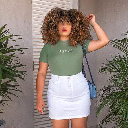 looks-com-saia-branca-feminino