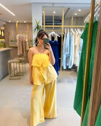 look-amarelo-feminino
