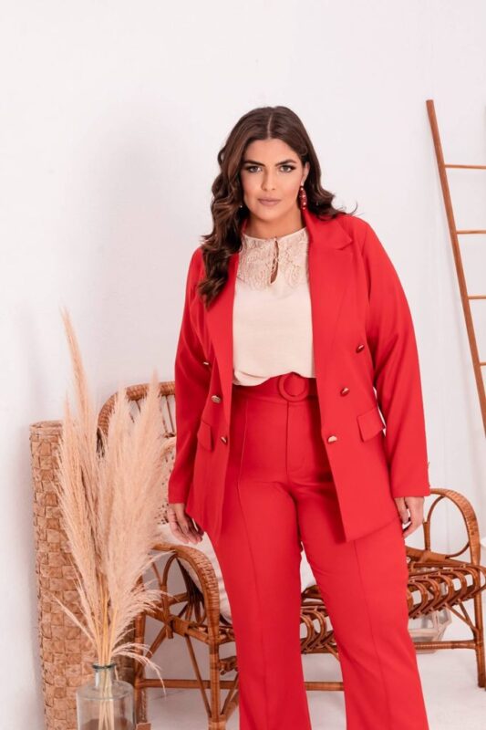 look-blazer-vermelho-feminino