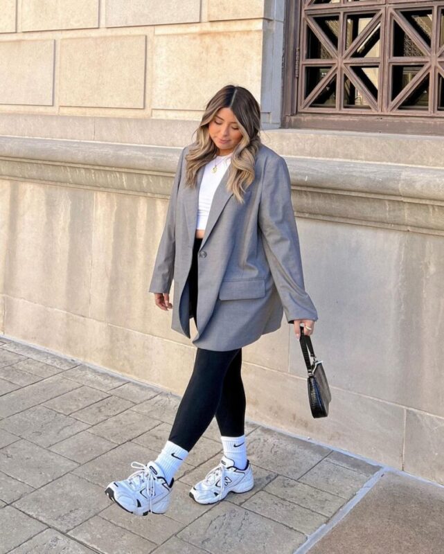 look-blazer-cinza-feminino