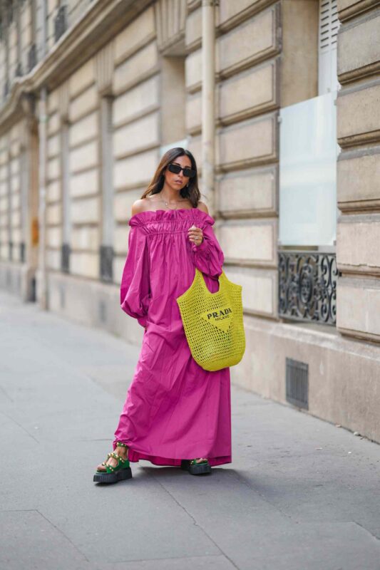 looks-com-sandalia-rosa-feminino