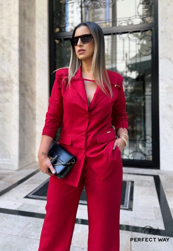 look-blazer-vermelho-feminino