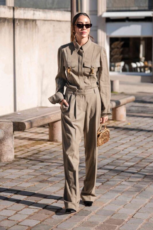 look-com-calca-marrom-feminino