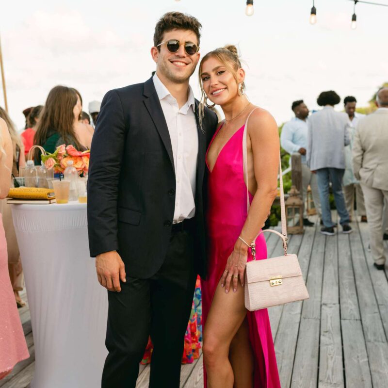 look-para-casamento-na-praia-convidada-feminino
