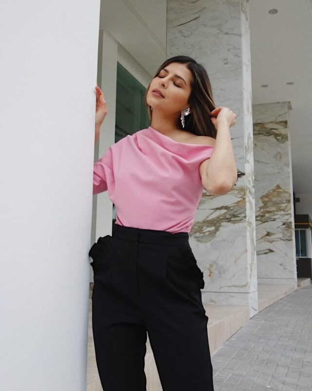 look-com-rosa-feminino