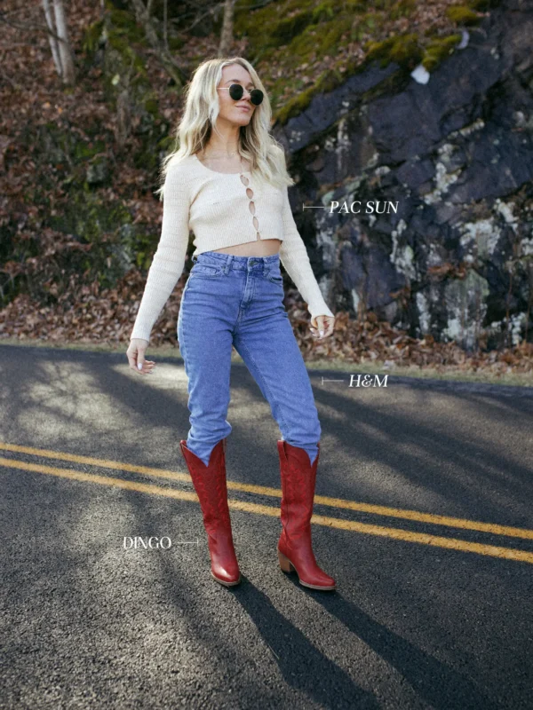 look-com-bota-vermelha-feminino