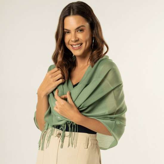 look-com-echarpe-feminino