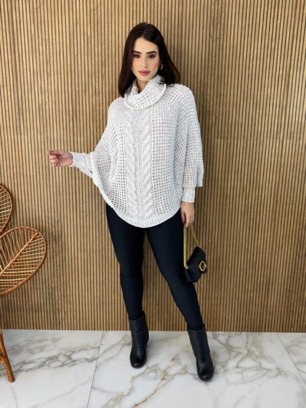 looks-com-poncho-feminino