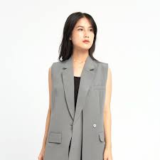 look-blazer-cinza-feminino