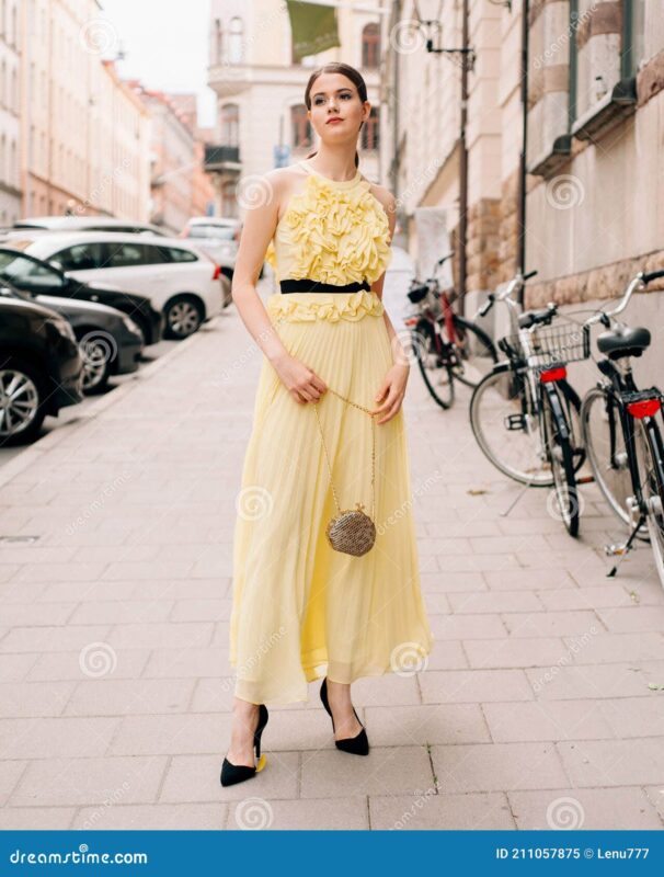 look-amarelo-feminino