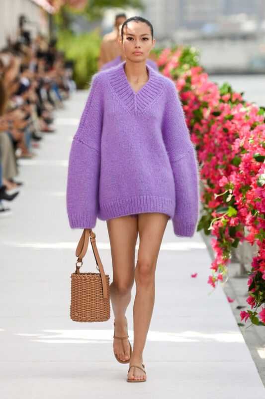 look-roxo-feminino