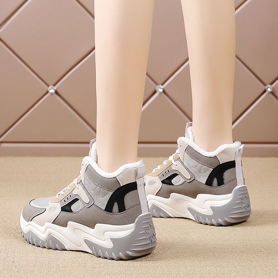looks-com-tenis-esportivo-feminino