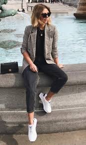 look-blazer-cinza-feminino
