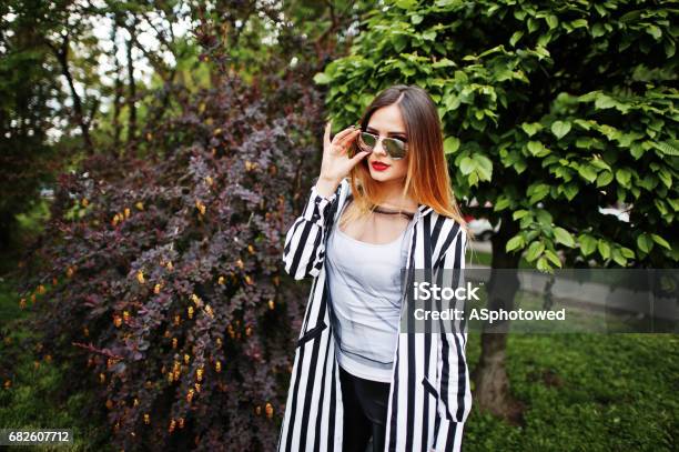 look-branco-e-preto-feminino