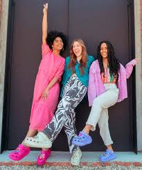 look-com-crocs-feminino