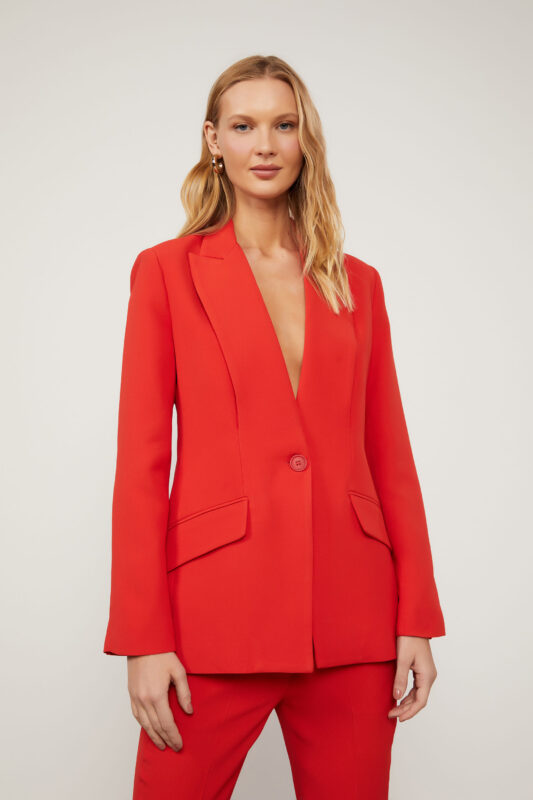 look-blazer-vermelho-feminino