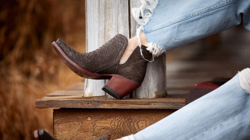 look-com-bota-texana-feminino