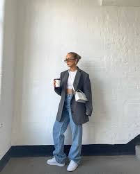 look-blazer-cinza-feminino