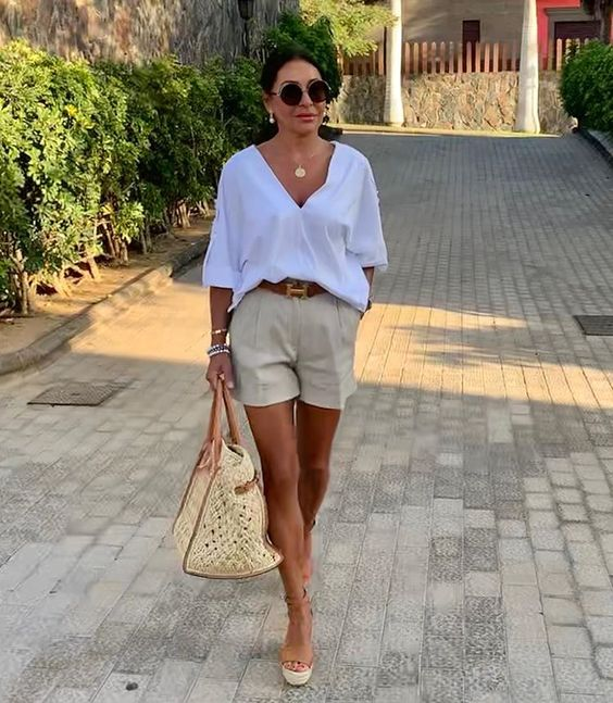 look-com-bolsa-branca-feminino