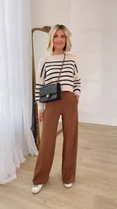 look-com-calca-marrom-feminino