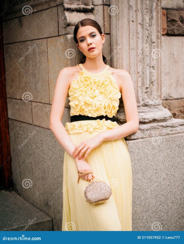 look-amarelo-feminino