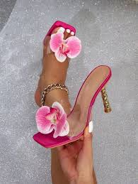 looks-com-sandalia-rosa-feminino