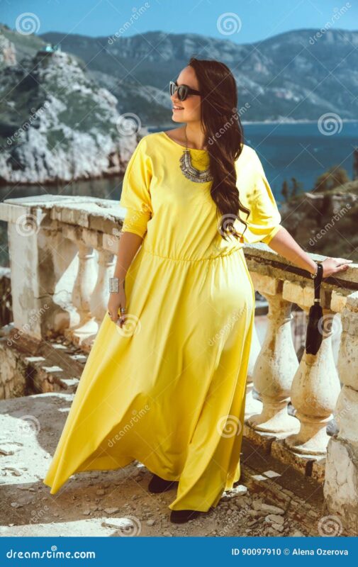 look-amarelo-feminino