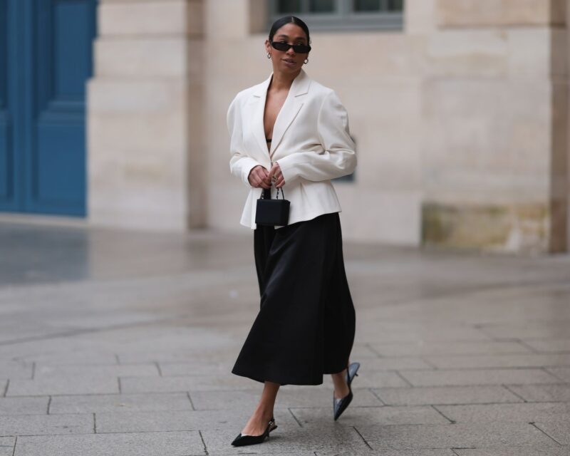 look-com-blazer-off-white-feminino