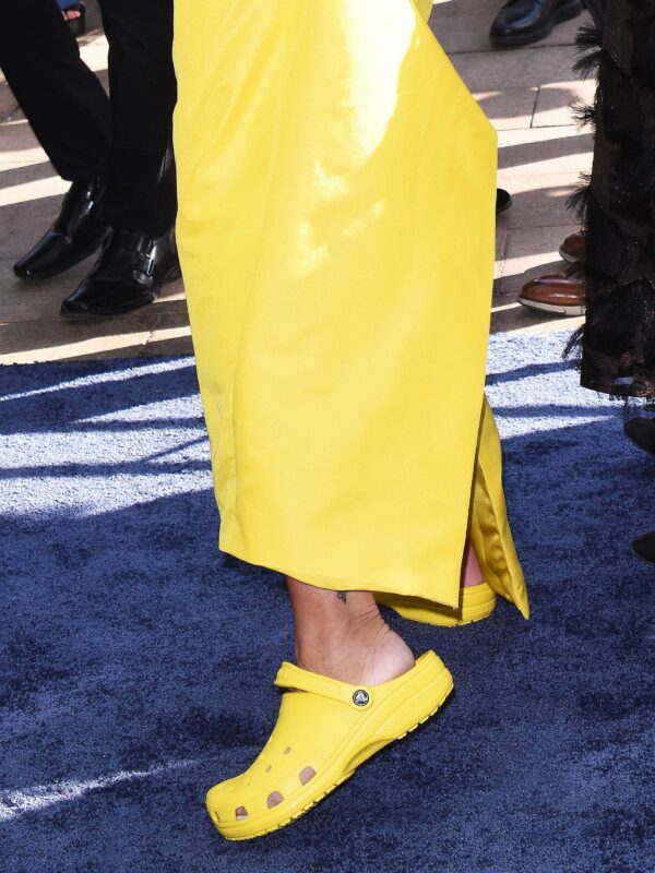 look-com-crocs-feminino