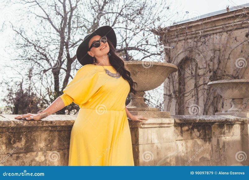 look-amarelo-feminino